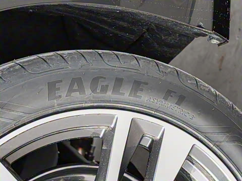 2025款 40 TFSI 豪华动感型 2025款 40 TFSI 豪华动感型