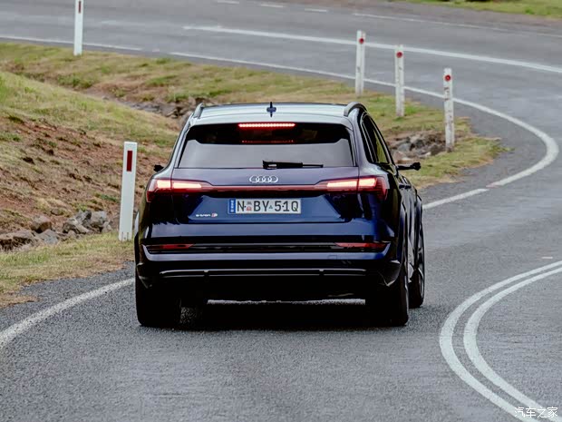 奥迪(进口) 奥迪e-tron(进口) 2022款 S 澳大利亚版 奥迪(进口) 奥迪e-tron(进口) 2022款 S 澳大利亚版