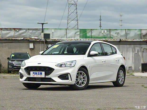 长安福特 福克斯 2020款 两厢 EcoBoost 180 自动锋潮型 长安福特 福克斯 2020款 两厢 EcoBoost 180 自动锋潮型