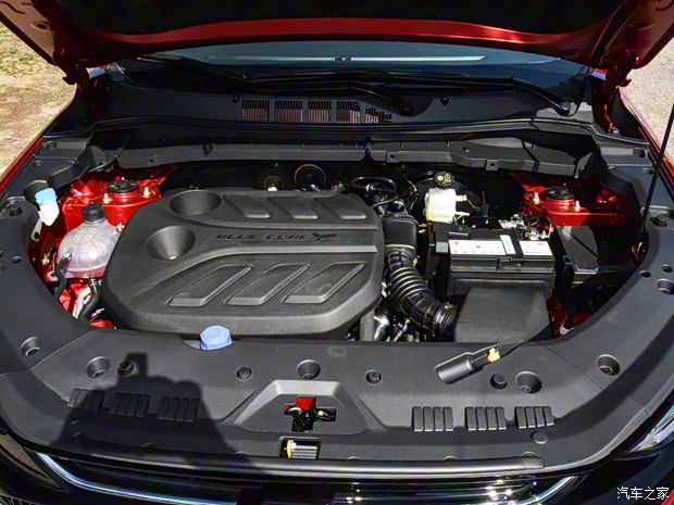 長安汽車 長安歐尚X7 PLUS 2022款 1.5T 藍鯨自動紅版