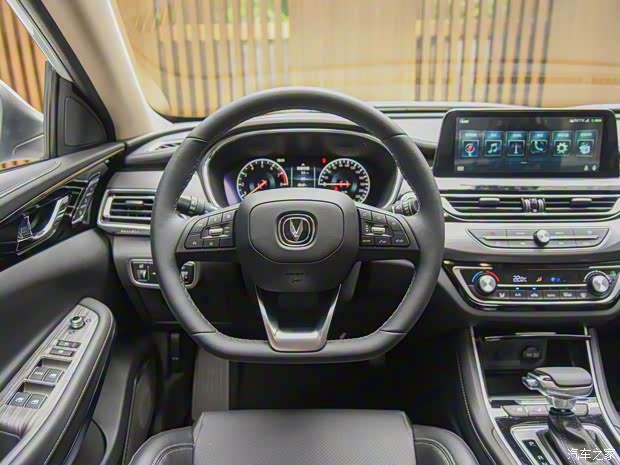 長安汽車 銳程CC 2021款 藍(lán)鯨版 1.5T DCT旗艦型