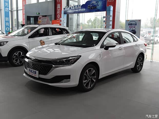 北京汽车 智道U7 2019款 1.5T 手动精英版 国VI