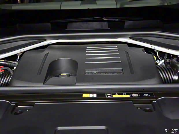 路虎(進(jìn)口) 攬勝 2022款 3.0 L6 400PS 典范加長(zhǎng)版