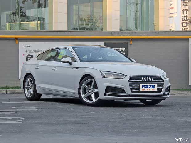 奥迪(进口) 奥迪A5 2019款 Sportback 40 TFSI 时尚型