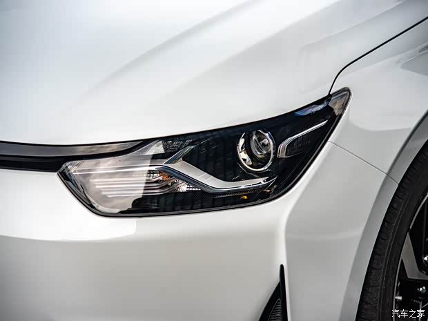 威馬汽車(chē) 威馬E.5 2022款 基本型