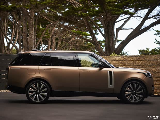 路虎(进口) 揽胜 2023款 SV Carmel Edition