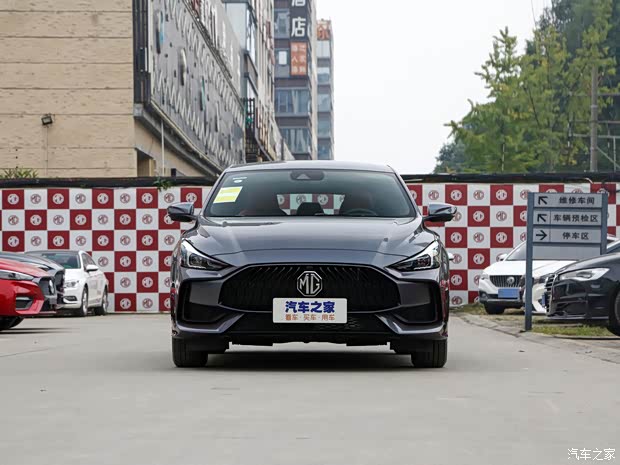 上汽集团 名爵5 2021款 180DVVT CVT青春旗舰版