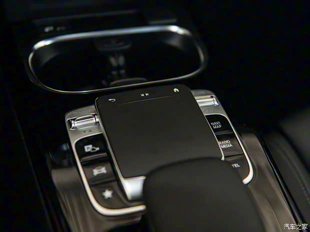 奔驰(进口) 奔驰A级(进口) 2018款 海外 基本型