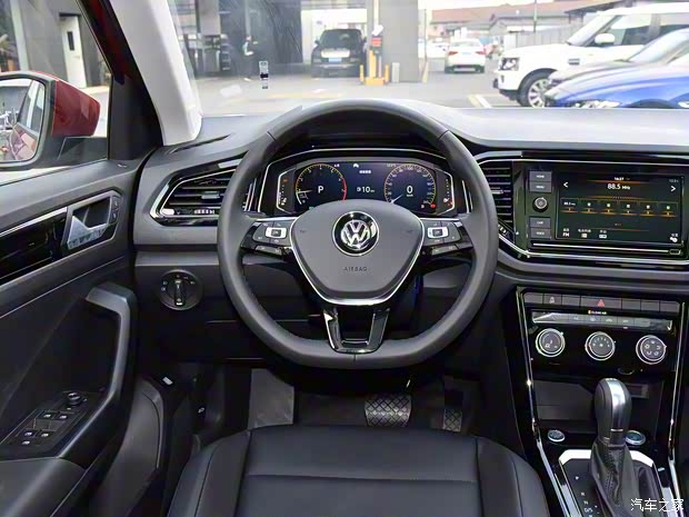 一汽-大众 T-ROC探歌 2020款 280TSI DSG两驱舒适型