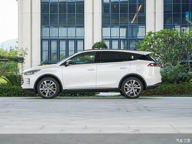 比亚迪 唐新能源 2020款 DM 2.0T 双擎四驱尊贵型 比亚迪 唐新能源 2020款 DM 2.0T 双擎四驱尊贵型