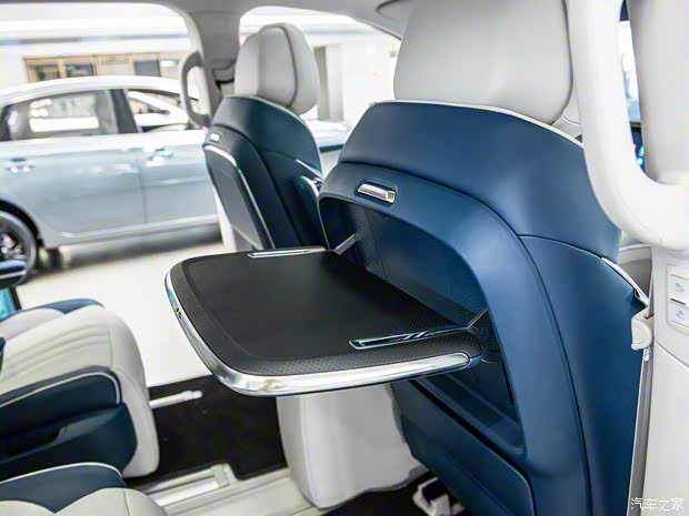 上汽集团 荣威iMAX8 2022款 基本型 上汽集团 荣威iMAX8 2022款 基本型