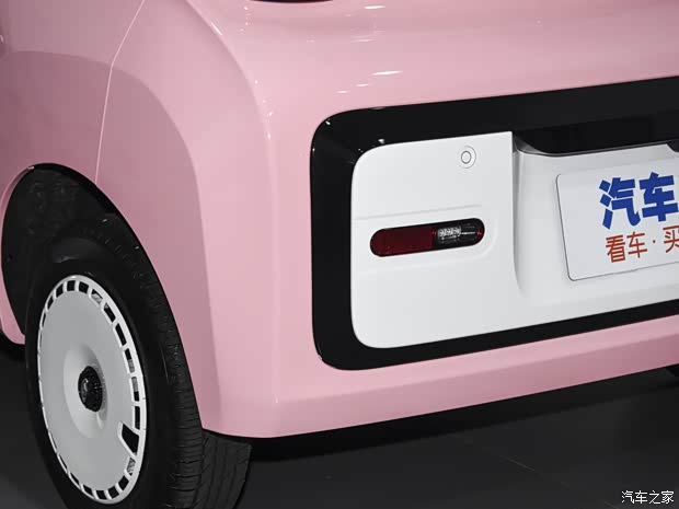 奇瑞新能源 QQ冰淇淋 2022款 桃欢喜 甜桃款
