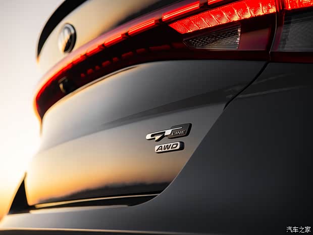 起亚(进口) 起亚K5(进口) 2021款 GT-Line AWD 北美版