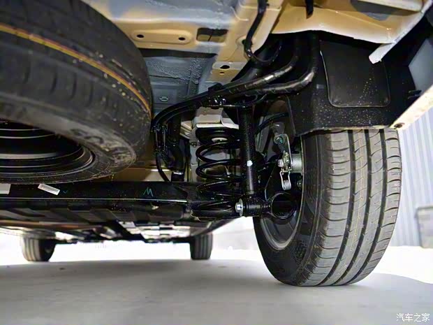 上汽通用五菱 宝骏360 2019款 1.5L CVT基本型