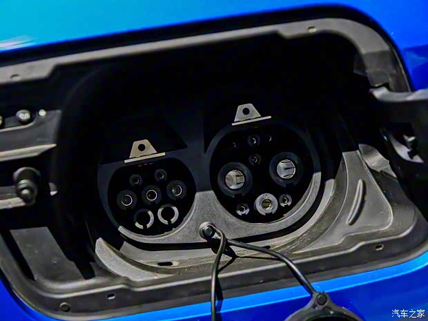 一汽-大众奥迪 奥迪Q2L e-tron 2019款 30 e-tron 一汽-大众奥迪 奥迪Q2L e-tron 2019款 30 e-tron