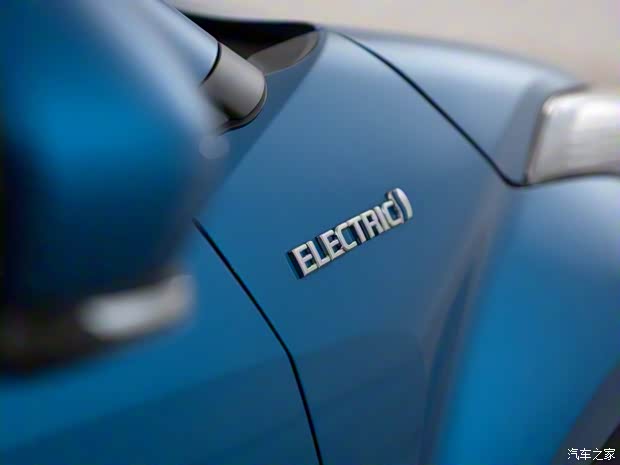 广汽丰田 丰田C-HR EV 2020款 尊贵天窗版 广汽丰田 丰田C-HR EV 2020款 尊贵天窗版