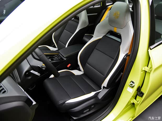 上汽集團(tuán) 名爵5 2022款 天蝎座