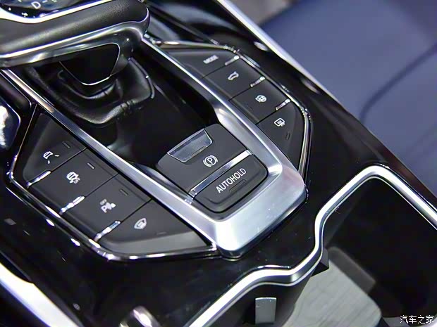 上汽大通 上汽MAXUS EUNIQ 6 2019款 試裝車