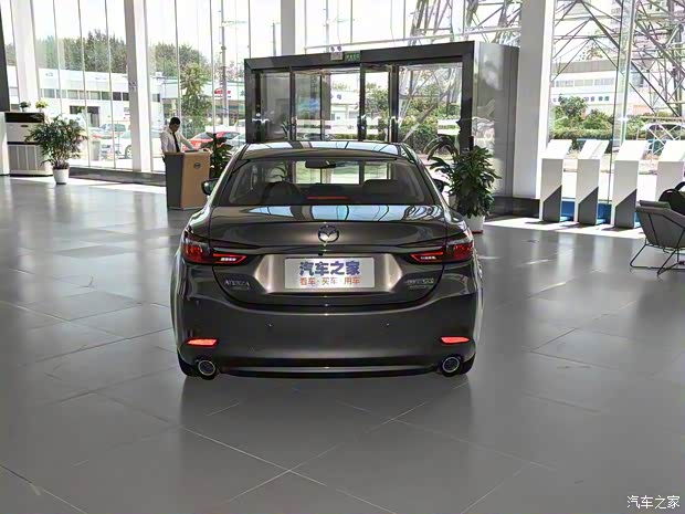 一汽马自达 阿特兹 2020款 2.0L 蓝天尊贵版