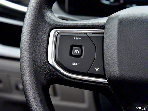 江鈴福特 全順 2023款 2.0T柴油自動商旅型短軸低頂7/8/9座