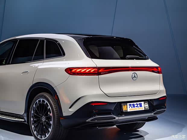 梅赛德斯-EQ 奔驰EQS SUV 2022款 基本型 梅赛德斯-EQ 奔驰EQS SUV 2022款 基本型