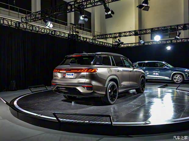 上汽奧迪 奧迪Q6 2022款 50 TFSI 基本型