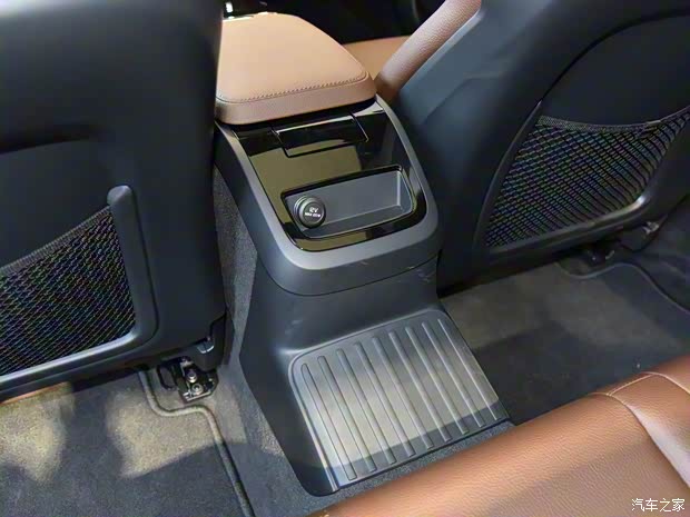 沃尔沃亚太 沃尔沃S60新能源 2020款 T8 E驱混动 四驱智逸豪华版