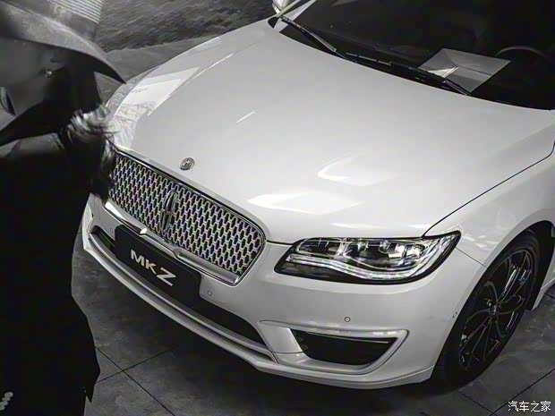 林肯(進(jìn)口) 林肯MKZ 2020款 2.0T MONO限量尊耀版 MONO WHITE