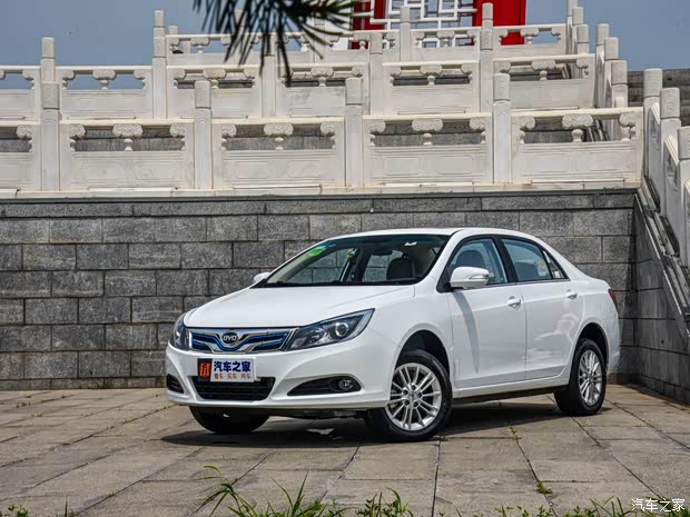 比亚迪 比亚迪e5 2018款 450 智联尊享型 比亚迪 比亚迪e5 2018款 450 智联尊享型