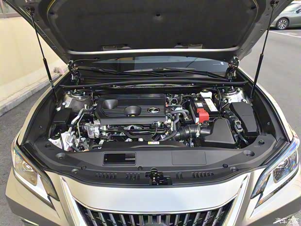 雷克萨斯 雷克萨斯ES 2023款 200 豪华版