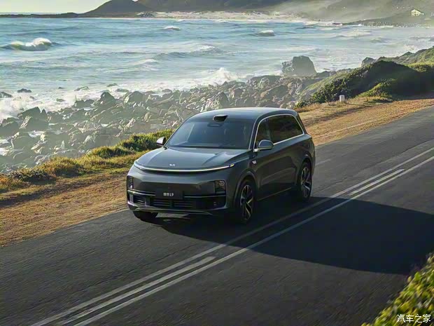 理想汽车 理想L9 2022款 高配版 理想汽车 理想L9 2022款 高配版