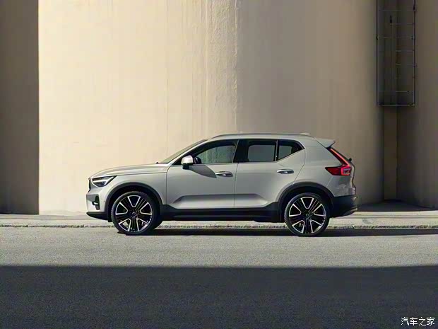 沃爾沃(進口) 沃爾沃XC40(進口) 2023款 基本型