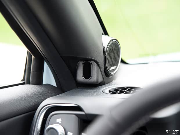 广汽本田 e:NP1 极湃1 2022款 510km 绽极版