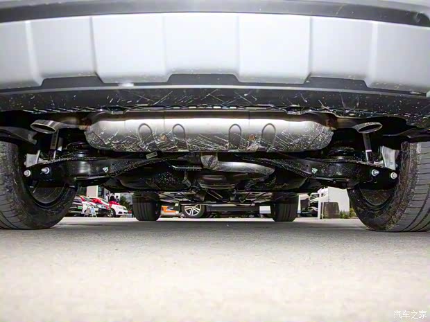 上汽大眾 途岳 2022款 330TSI 四驅(qū)旗艦版