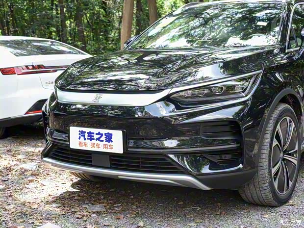 比亞迪 唐新能源 2022款 EV 635km 四驅(qū)至尊型