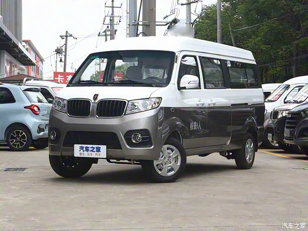 华晨鑫源 海狮X30L 2022款 1.5L豪华中央空调版客车国VI SWC15M