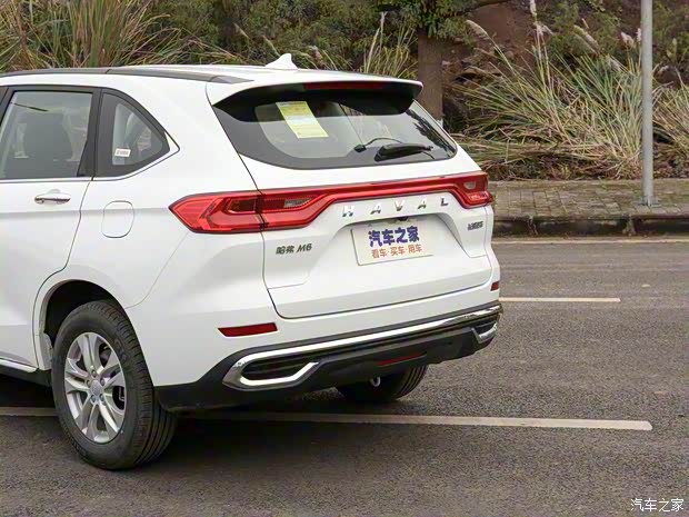 长城汽车 哈弗M6 2021款 PLUS 1.5T 手动精英智联型