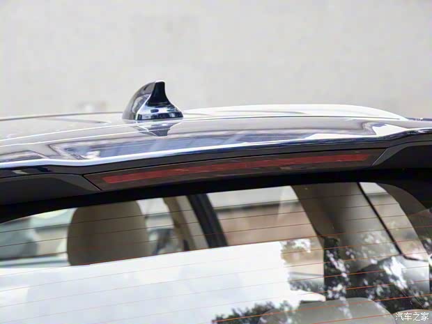 比亚迪 宋MAX新能源 2022款 DM-i 105KM 旗舰型