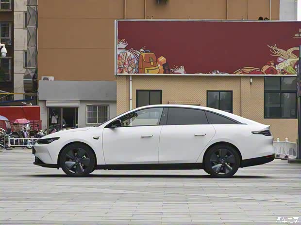 零跑汽車 零跑C01 2022款 后驅(qū)長續(xù)航版