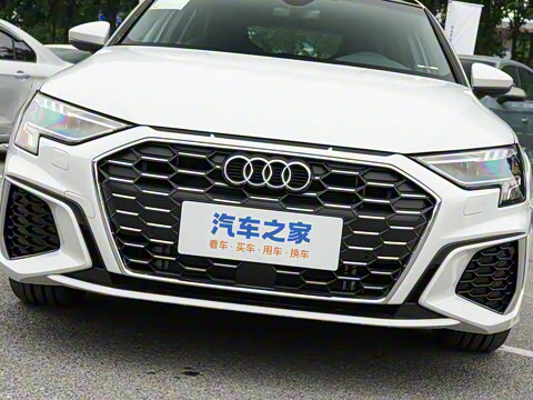 2023款 改款 Sportback 35 TFSI 时尚运动型 2023款 改款 Sportback 35 TFSI 时尚运动型