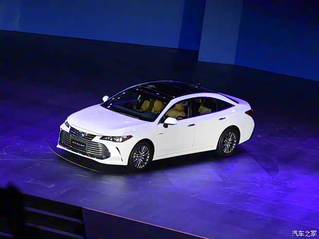 一汽豐田 亞洲龍 2019款 雙擎 2.5L Limited旗艦版 國(guó)V