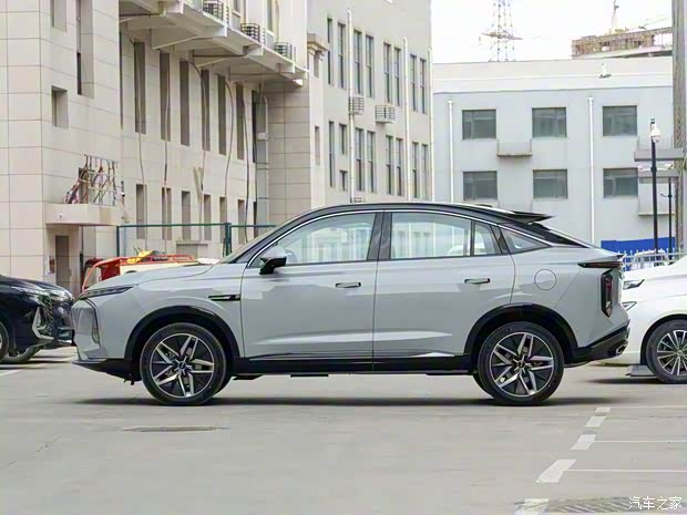 上汽集团 鲸 2022款 2.0T 蓝鲸版 上汽集团 鲸 2022款 2.0T 蓝鲸版