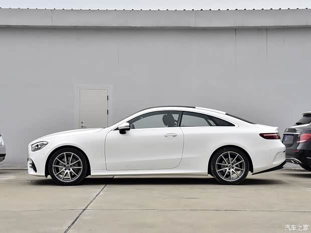 奔馳(進(jìn)口) 奔馳E級(jí)(進(jìn)口) 2023款 E 260 轎跑車