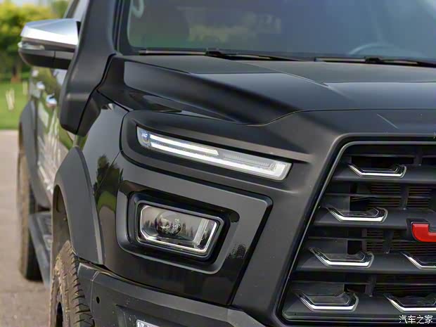 江淮汽車 悍途 2022款 2.0T山貓版手動柴油四驅(qū)精英型標雙HFC4DB2-2E