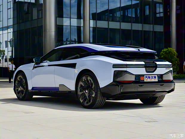 華人運(yùn)通 高合HiPhi Z 2023款 四座版