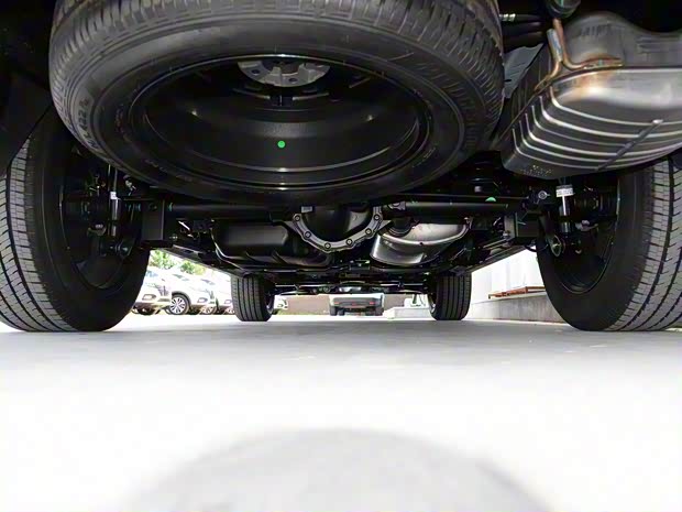 上汽集团 荣威RX8 2018款 30T 两驱旗舰版