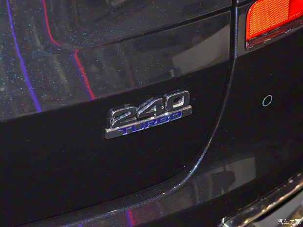 广汽本田 冠道 2019款 240TURBO 两驱特别版