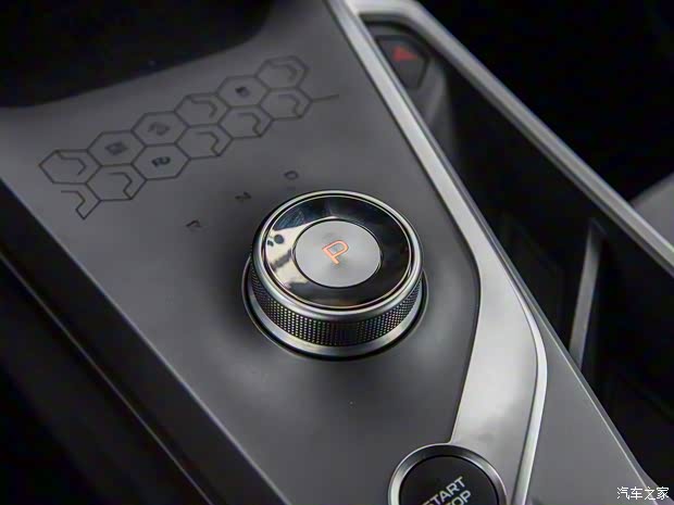 幾何汽車 幾何C 2020款 550KM 甄選續(xù)航版