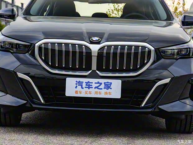 華晨寶馬 寶馬5系 2024款 530Li M運(yùn)動套裝