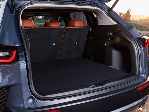 馬自達(dá)(進(jìn)口) 馬自達(dá)CX-50 2022款 Skyactiv-G Turbo AWD 美國版